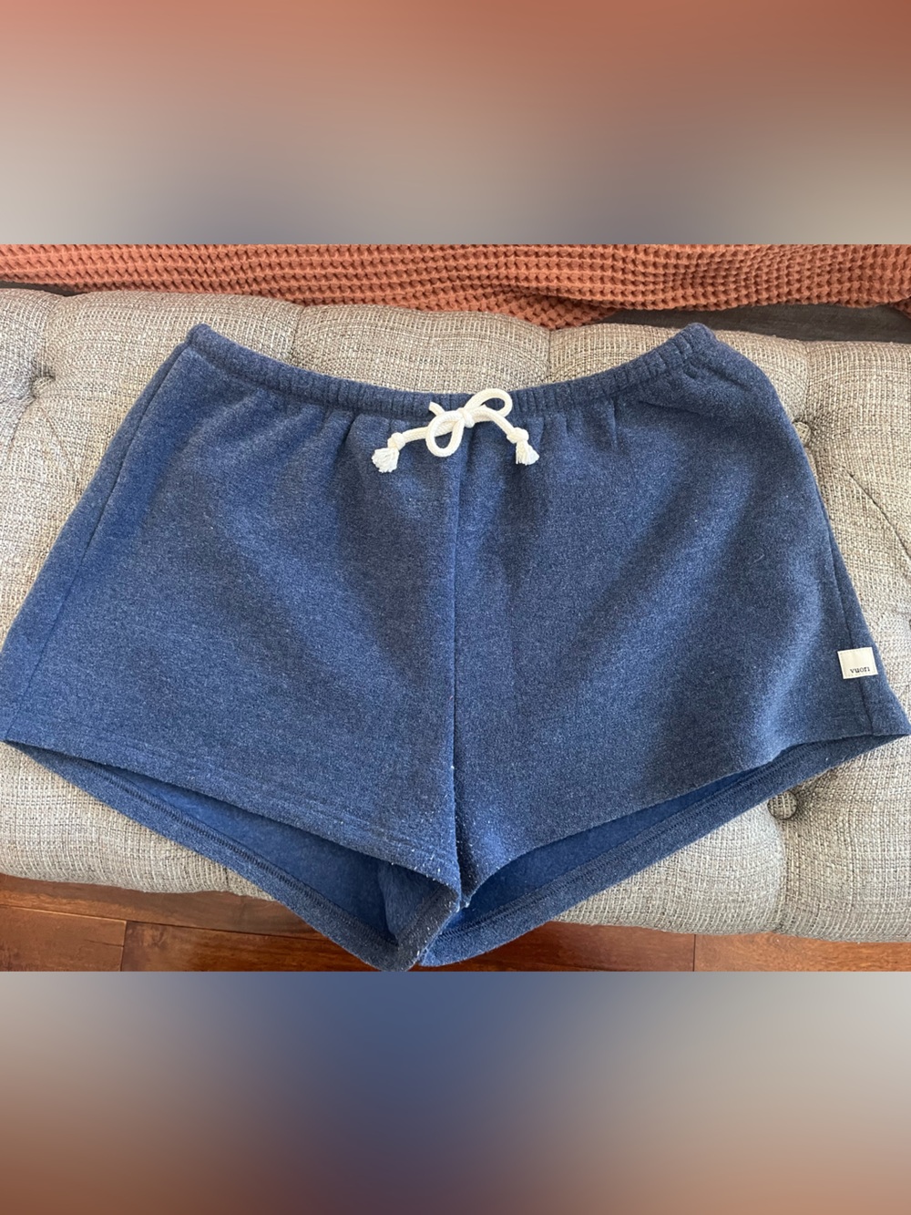 Vuori Women’s Cozy Fleece Shorts – Blue (Size M)